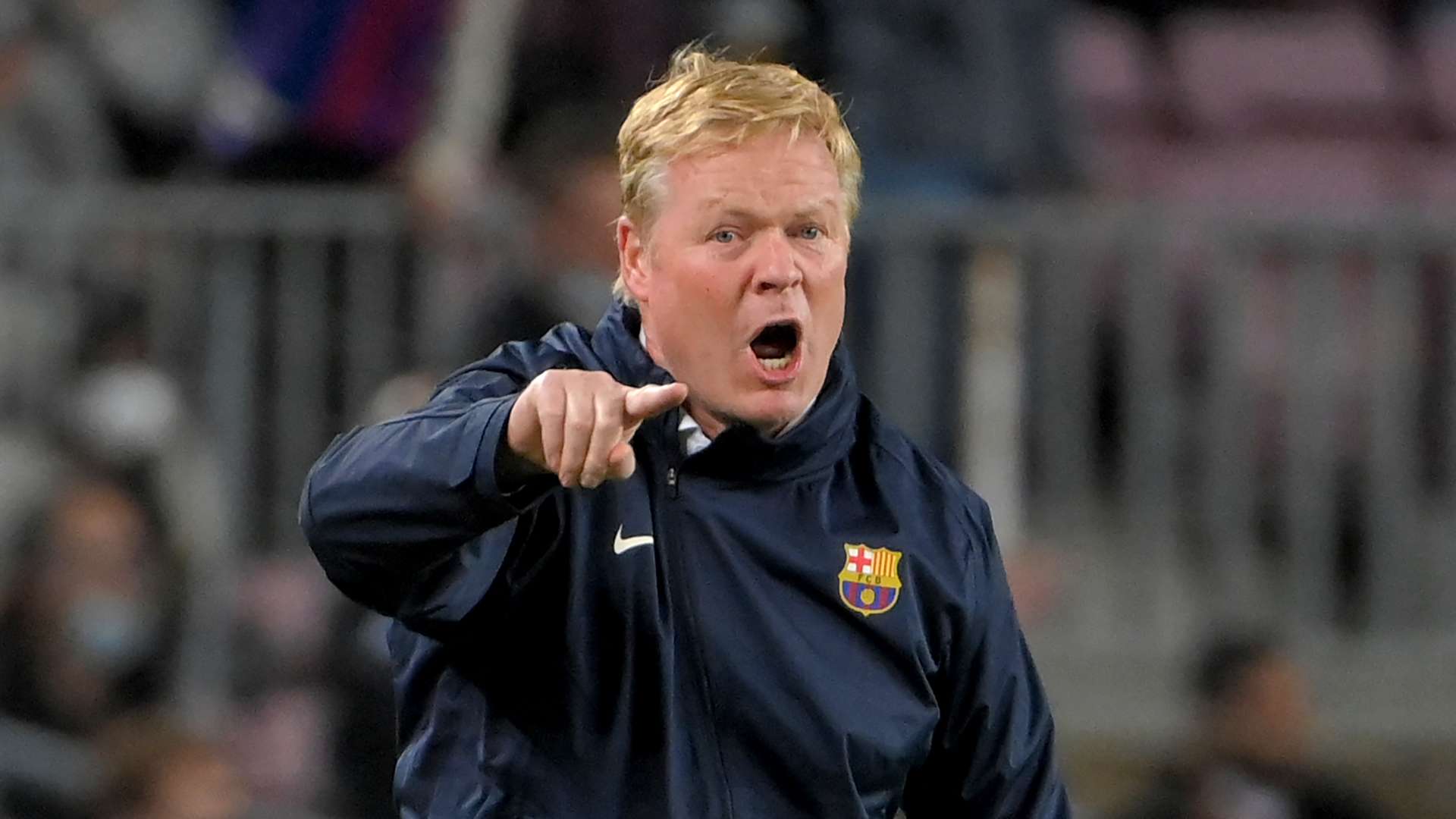 主教练的临 主教练的临