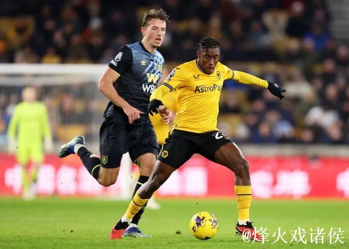 福法纳重返合练，莱奥与圣地亚哥单练进行中