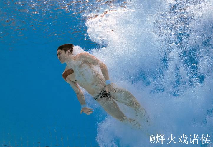 练俊杰勇夺全运会男子跳水个人全能金牌 练俊杰勇夺全运会男子跳水个人全能金牌